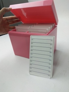 nueva caja de pestañas rosadas con 10 pestañas de extensión 