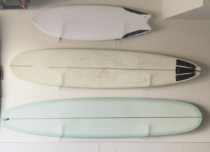 estante de pared de tabla de surf de acrílico transparente 
