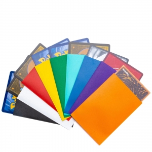 Fundas de un centavo para cartas coleccionables de Pokémon al por mayor 