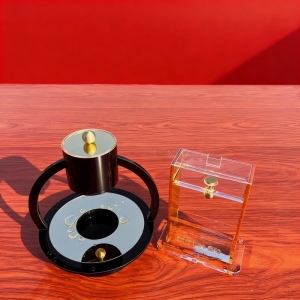 Conjunto de Lucite Mayim Acharonim 