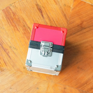 Caja de metal para almacenamiento de tarjetas coleccionables para colecciones TCG | YAGELI 